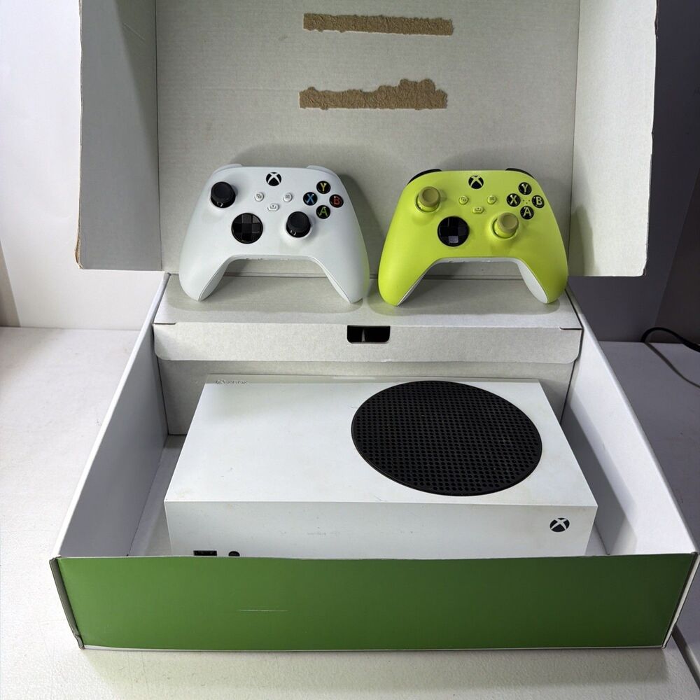Xbox Series S White Bundle